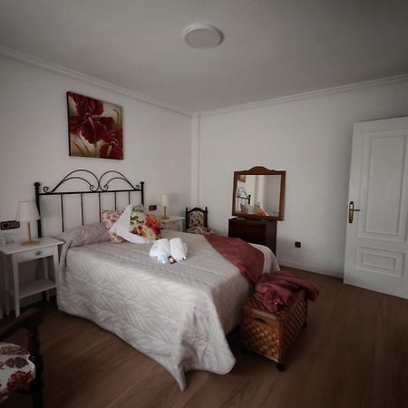 Hotel El Coterin Apartamentos Y Habitaciones Arenas De Cabrales Kültér fotó