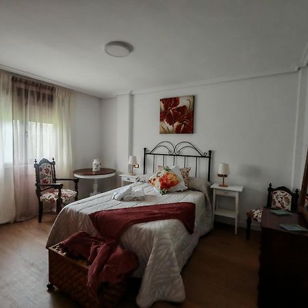 Hotel El Coterin Apartamentos Y Habitaciones Arenas De Cabrales Kültér fotó