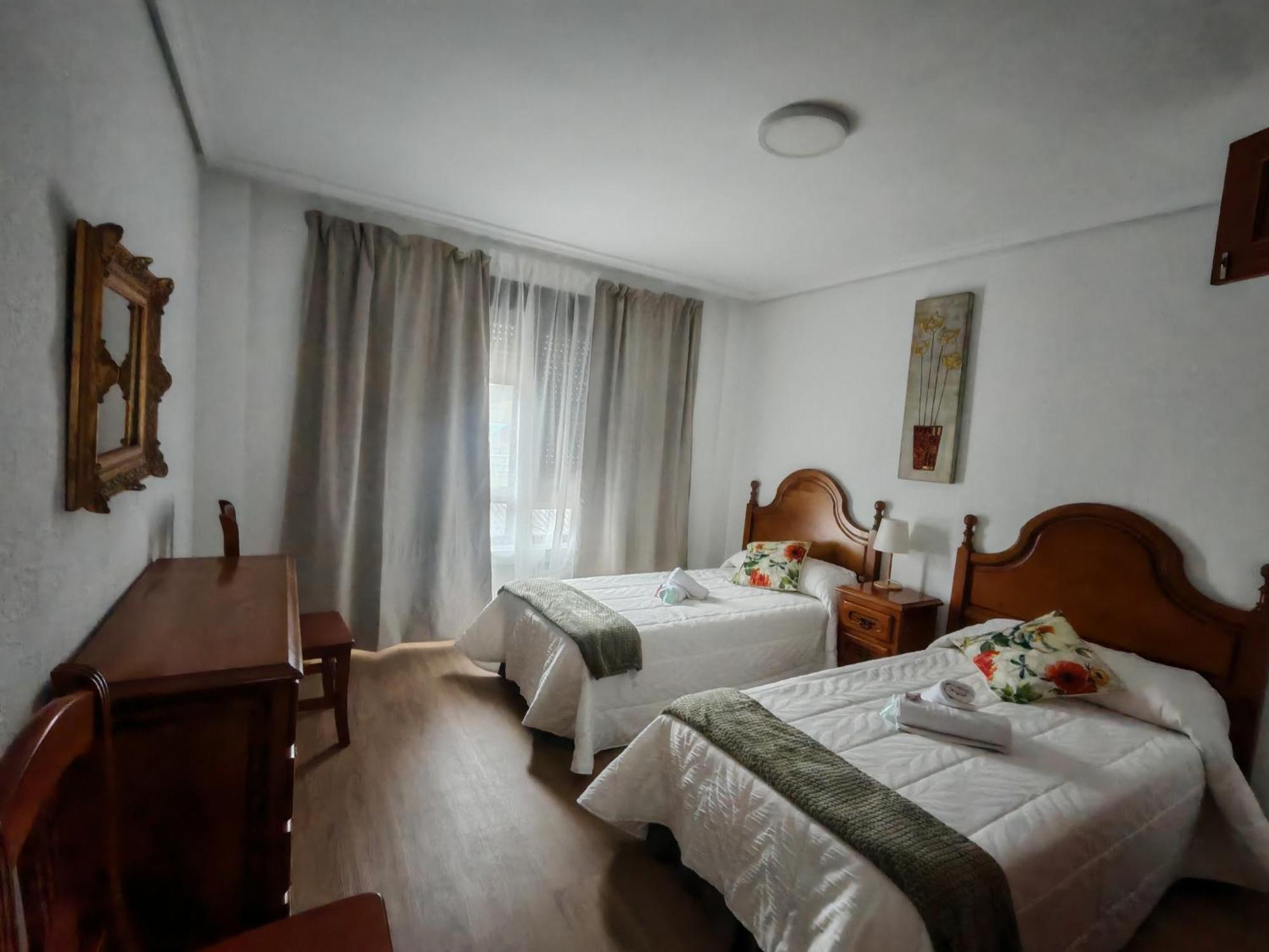 Hotel El Coterin Apartamentos Y Habitaciones Arenas De Cabrales Kültér fotó